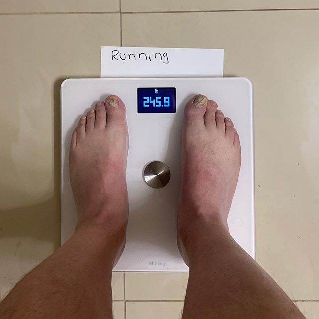 Yesterday I did my official weigh-in for the 1st week of the Diet Bet I am doing. So far I am down 5.6lbs, let's see if I can keep up this momentum, as I am at 55% of my goal weight for this challenge.
#workinprogress 